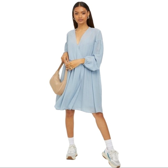 Samsøe Samsøe Jolie Short Floaty Relaxed Dress in Dusty Blue - Picture 2 of 9